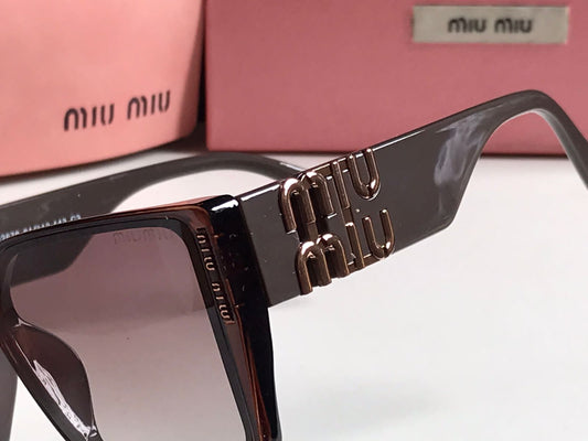 MIU MIU Sunglasses