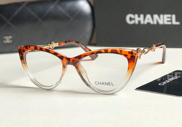 Chanel frame
