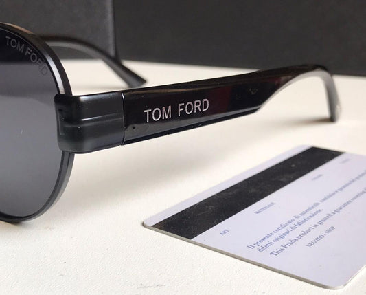 TOM FORD