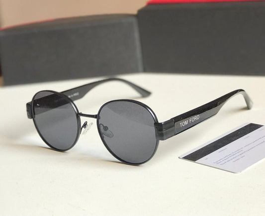 TOM FORD